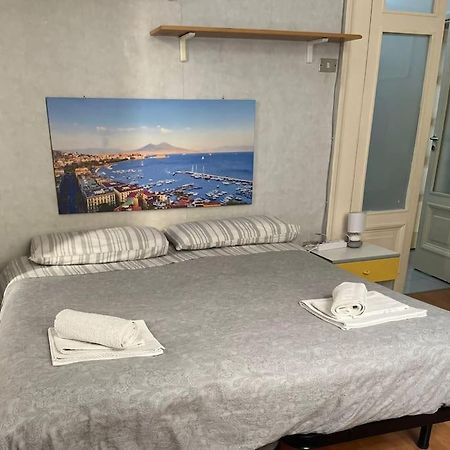 La Casa Di Pepo Apartment Наполи Екстериор снимка